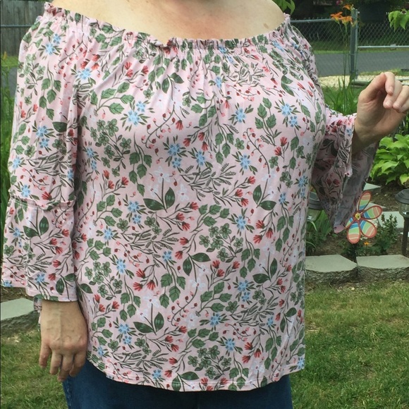 Off Shoulder Pink Floral Plus XXL - Picture 1 of 6